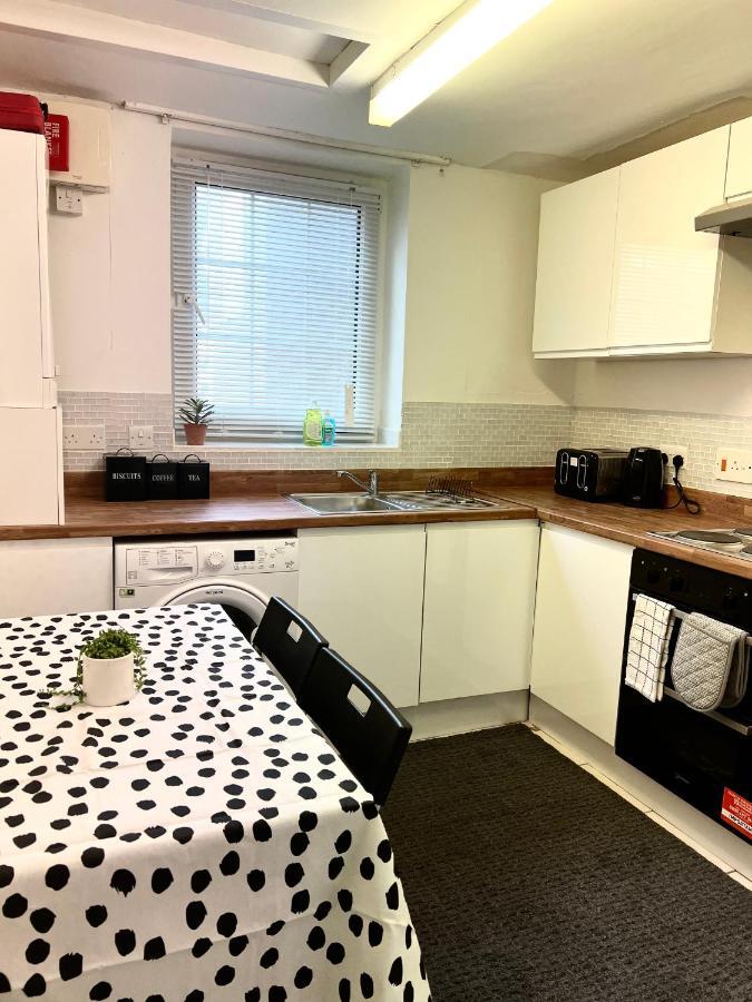 2 Bedroom Flat, 2 Minutes Walk To Bethnalgreen Station, Central ロンドン エクステリア 写真
