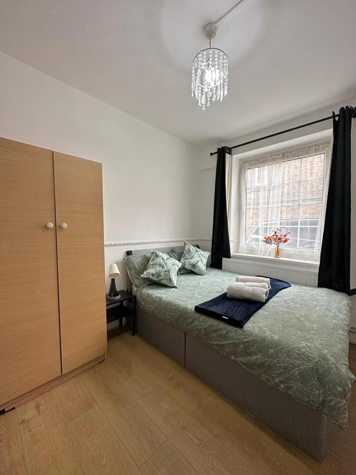 2 Bedroom Flat, 2 Minutes Walk To Bethnalgreen Station, Central ロンドン エクステリア 写真