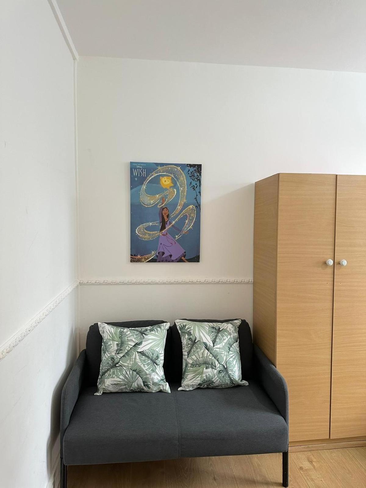 2 Bedroom Flat, 2 Minutes Walk To Bethnalgreen Station, Central ロンドン エクステリア 写真